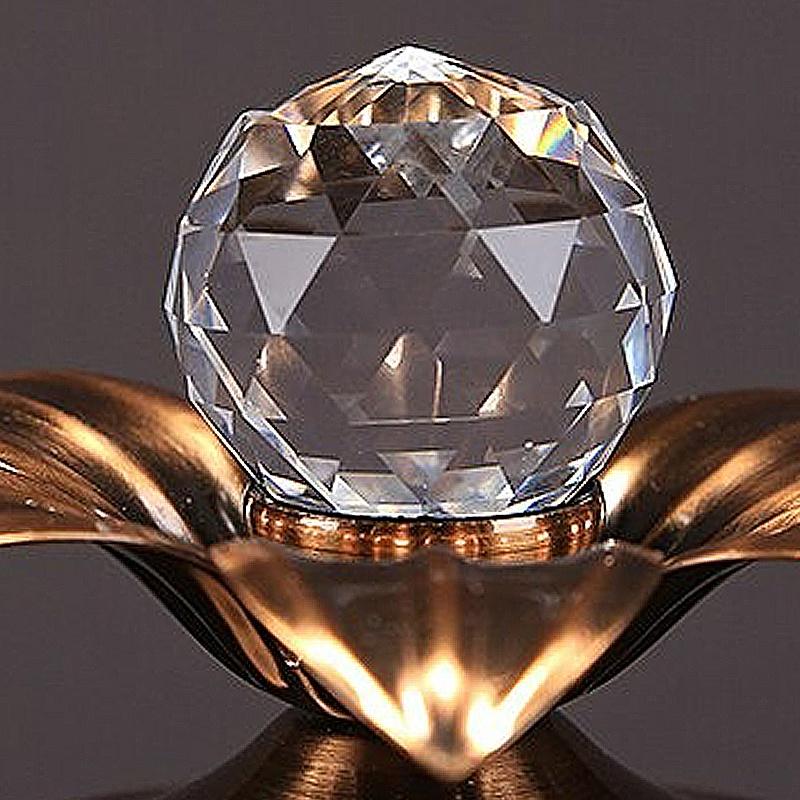 Diamant sur couvercle de sucrier en verre sur pied cuivré luxe 